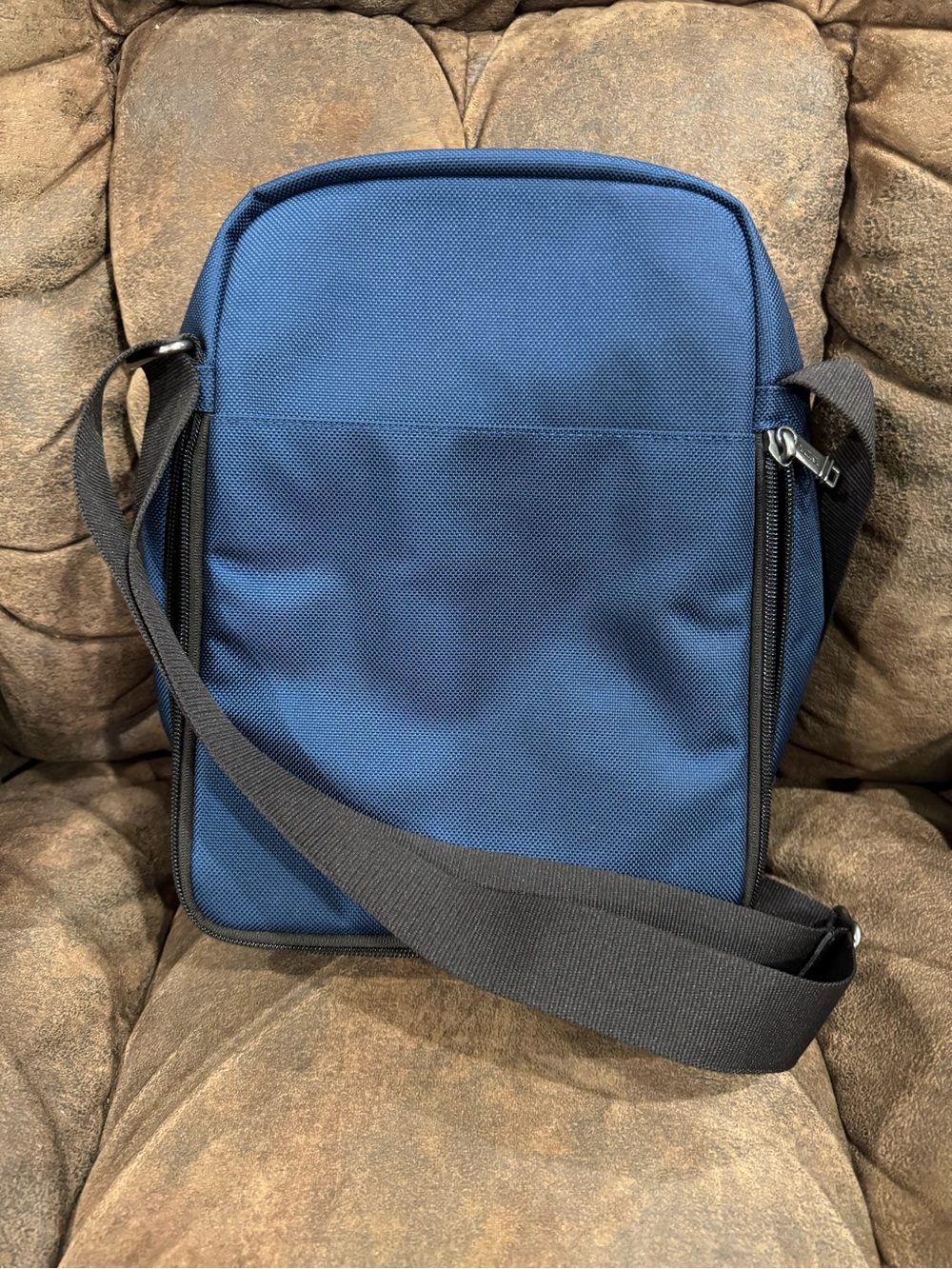 Tumi Blue and Black Crossbody Messenger Bag - Picture 2 of 4